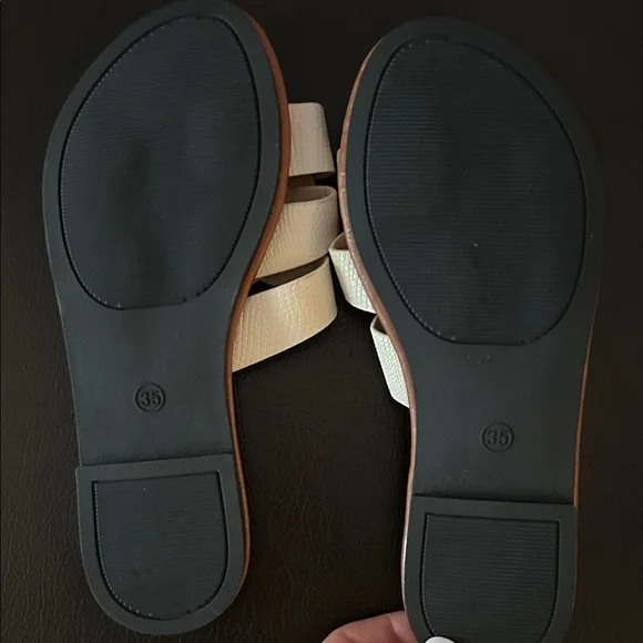 SHEIN Cream and Brown Women Sandals - Picture 2 of 5